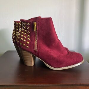 Dark red bootie with gold studs